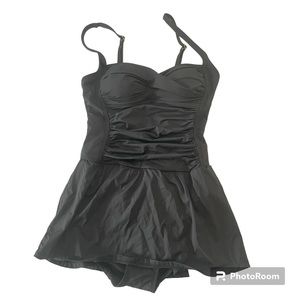 Rose Marie Reid One Piece Swimsuit Black Modest Skirt Ruche Size Small Dress